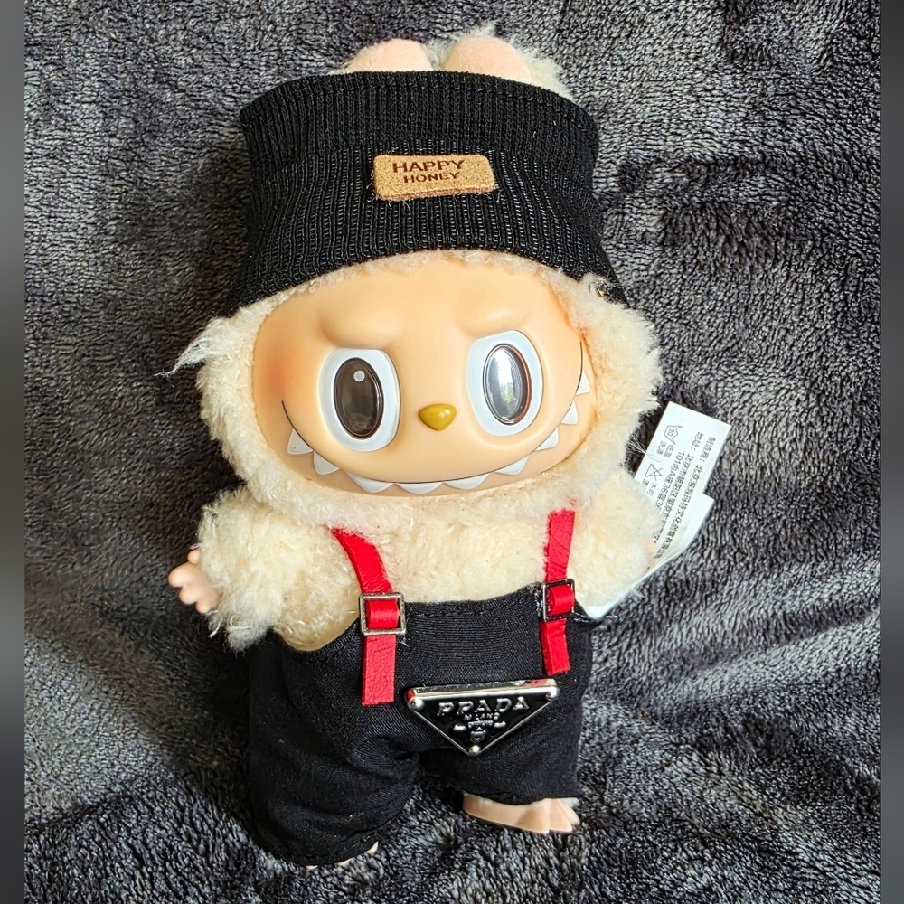 New the monsters labubu 's macaron / have a seat / big into energy outfit/ set - Picture 3 of 5